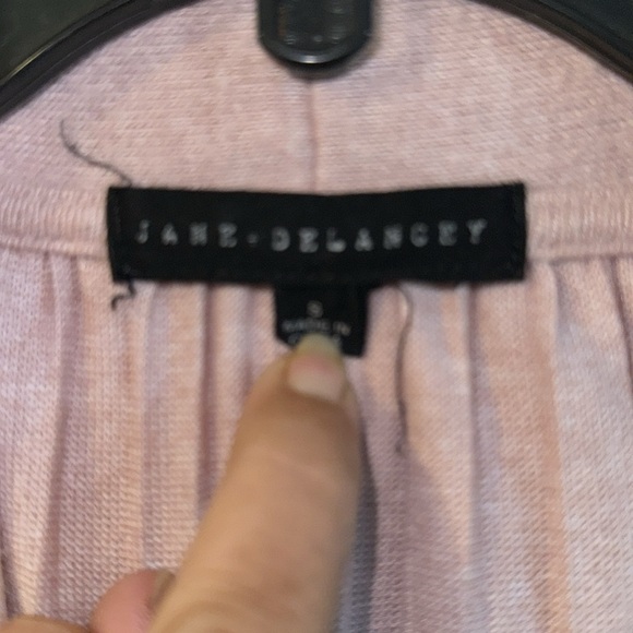 Jane Delaney sweater - Picture 3 of 3